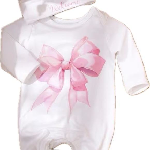 Other - New Baby girl One-Piece and Matching Hat 0-1 month